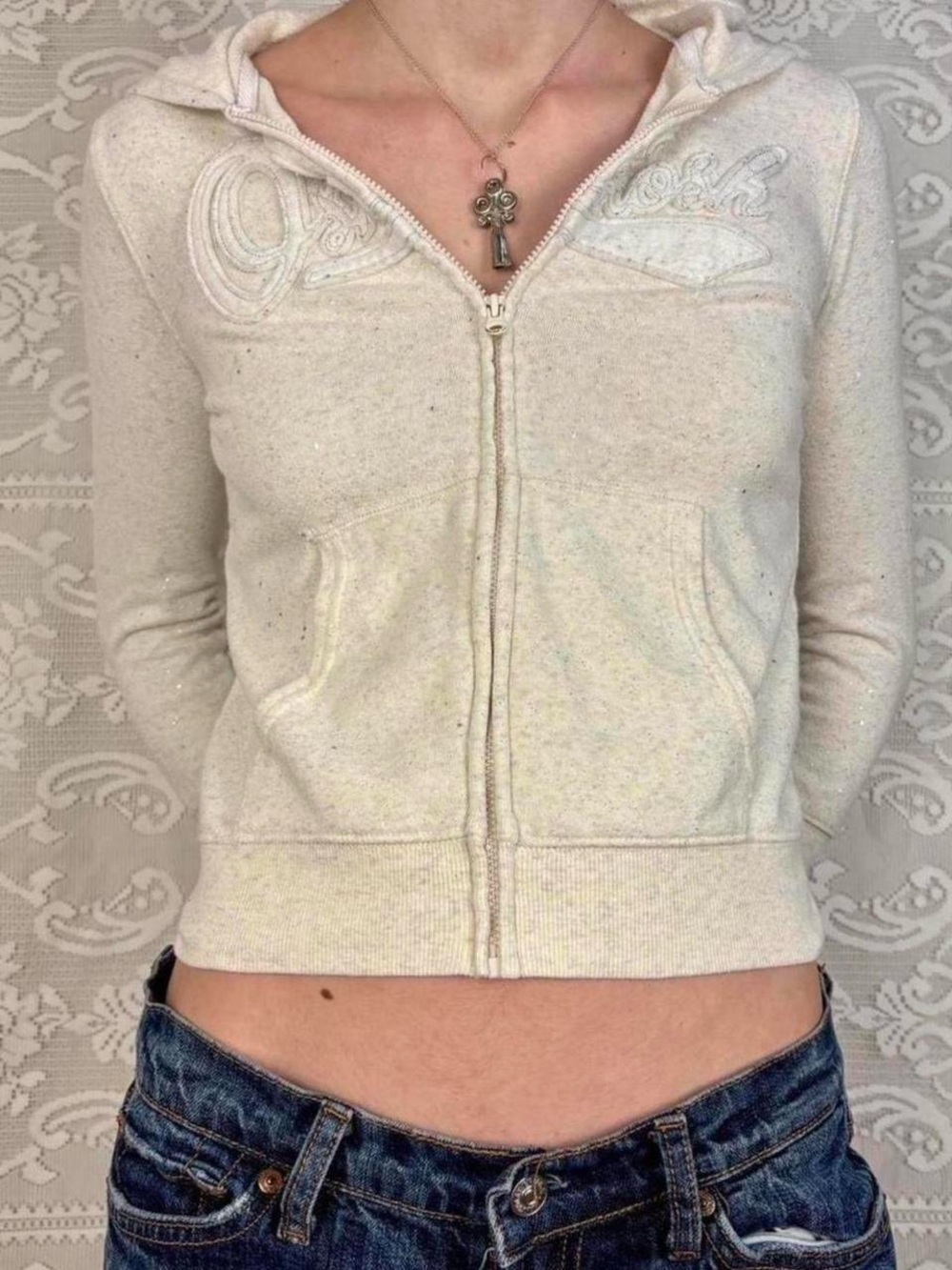 Vintage Y2K zipup with stunning gold glitter detailing✨